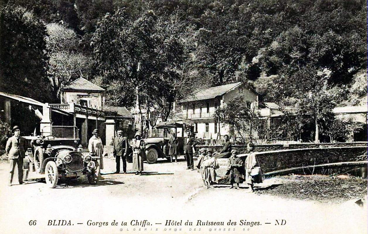820- Blida - Gorges de la Chiffa - Hotel.jpg